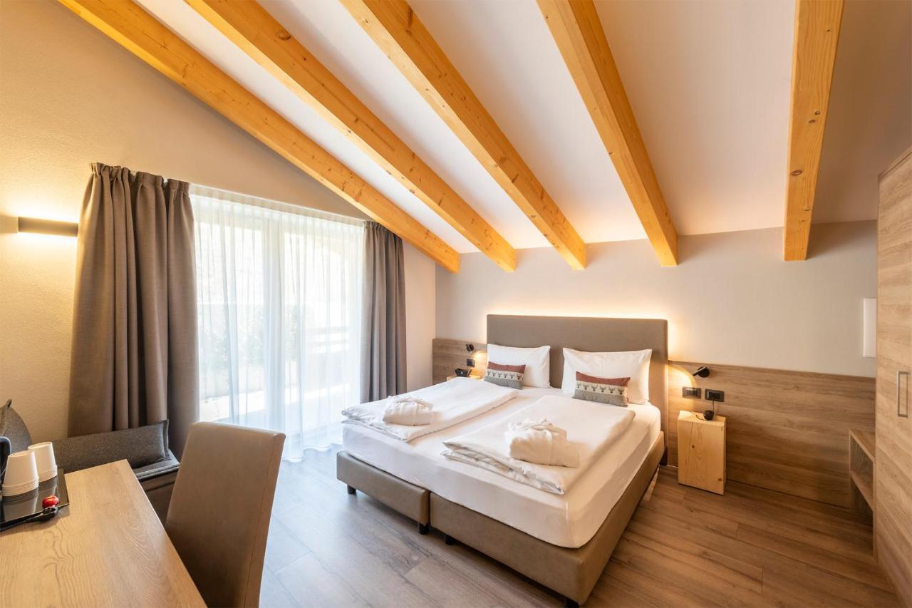 Aster Hotel 3*